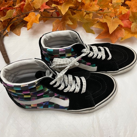 Van’s Off the Wall Hi Top Sneakers. Size 5.5 Black Suede upper & padded sides. - Picture 6 of 12